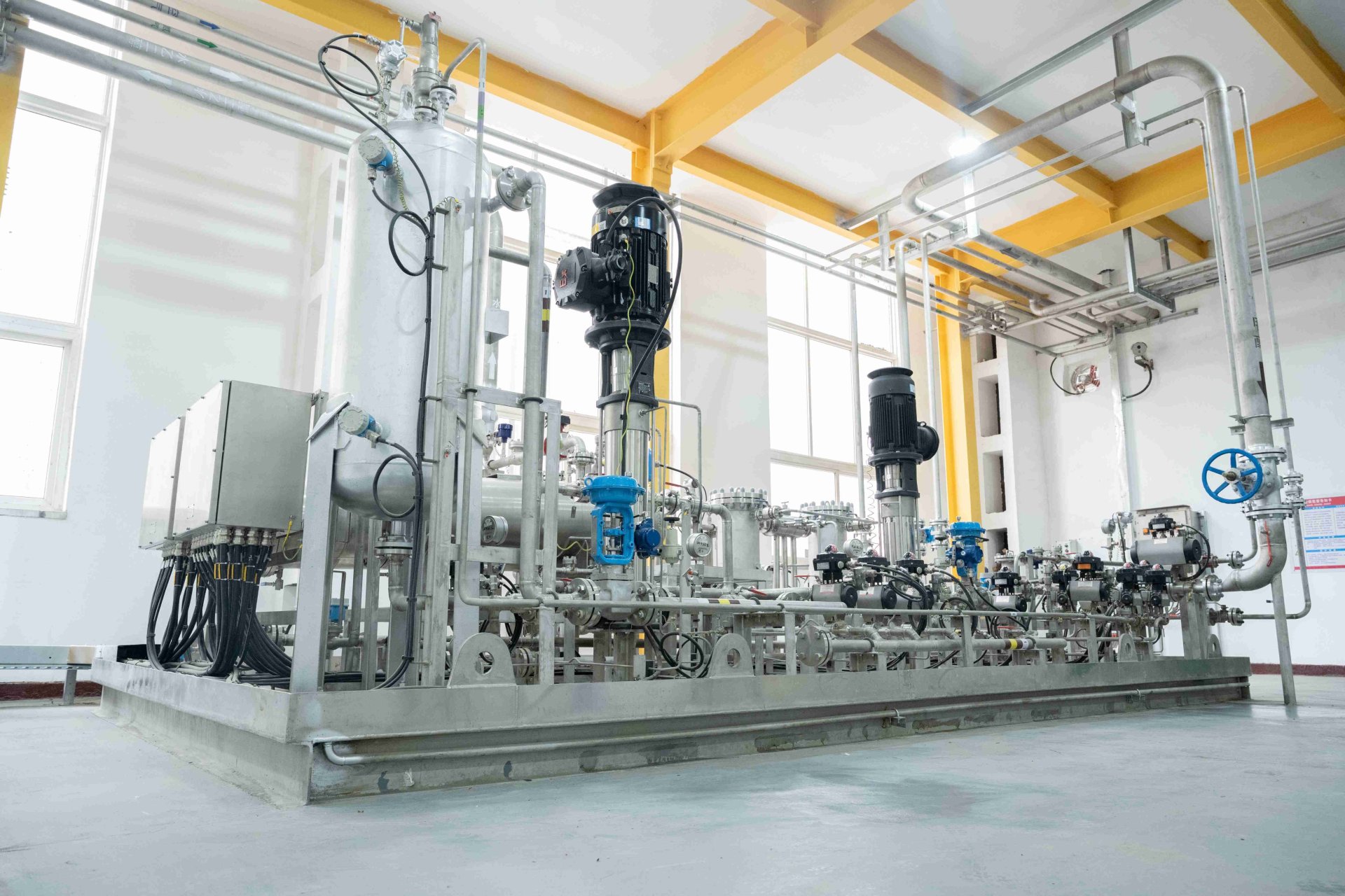 �����ϸ�J9���ֲ����� - J9���ֲ��ϸ绥������